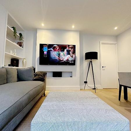 Londwell, Luxe And Leaves, Chelsea Flat With Private Garden Apartment London Bagian luar foto
