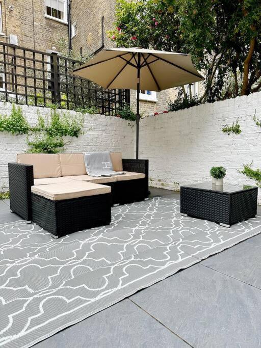 Londwell, Luxe And Leaves, Chelsea Flat With Private Garden Apartment London Bagian luar foto
